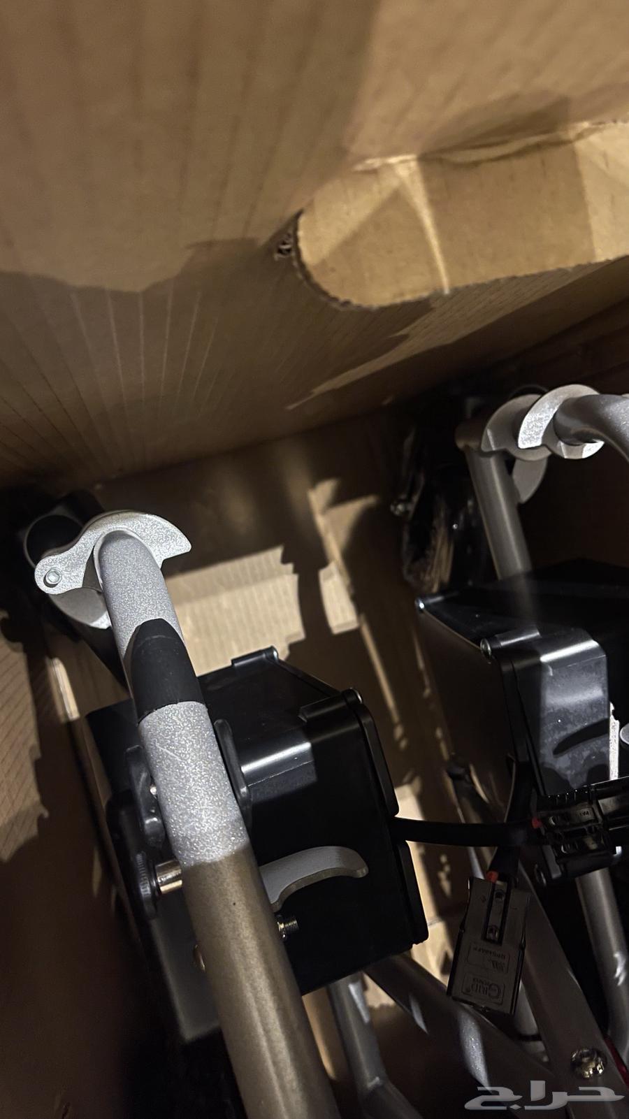 كرسي متحرك كهرباء بكرتونها جديد مقاس 2264404556399747113