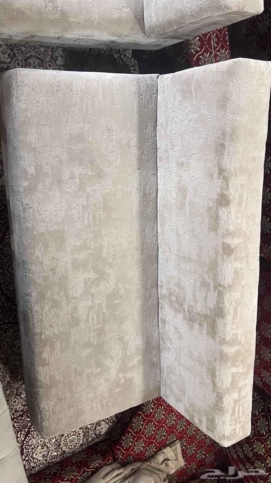 Used sofa for those in need64402203764482111