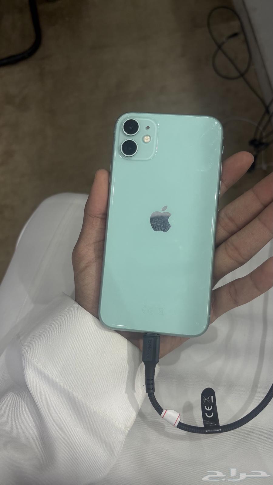 ايفون 11 عادي نظيف64402049926401111