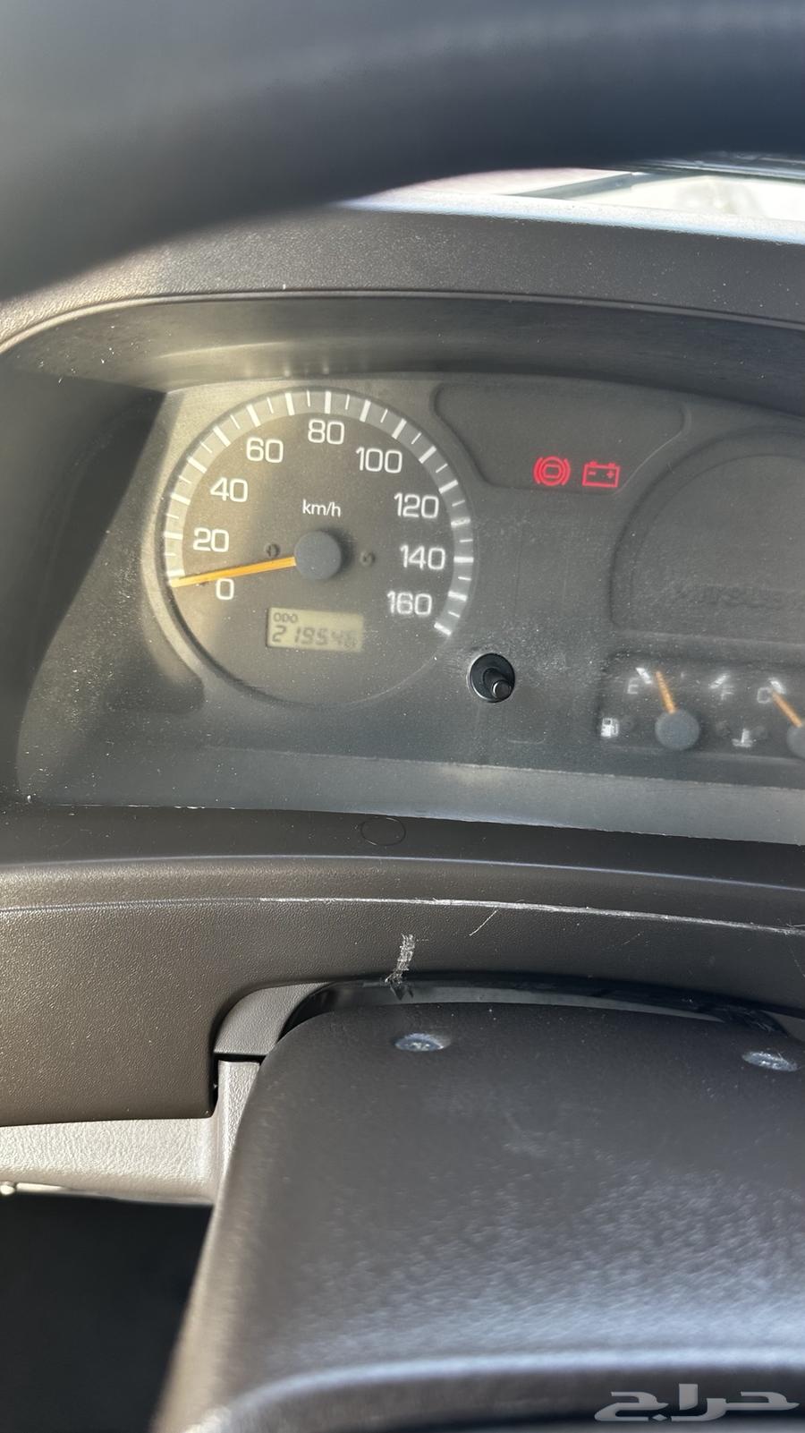 باص موستبيشي روزا63618152071939114