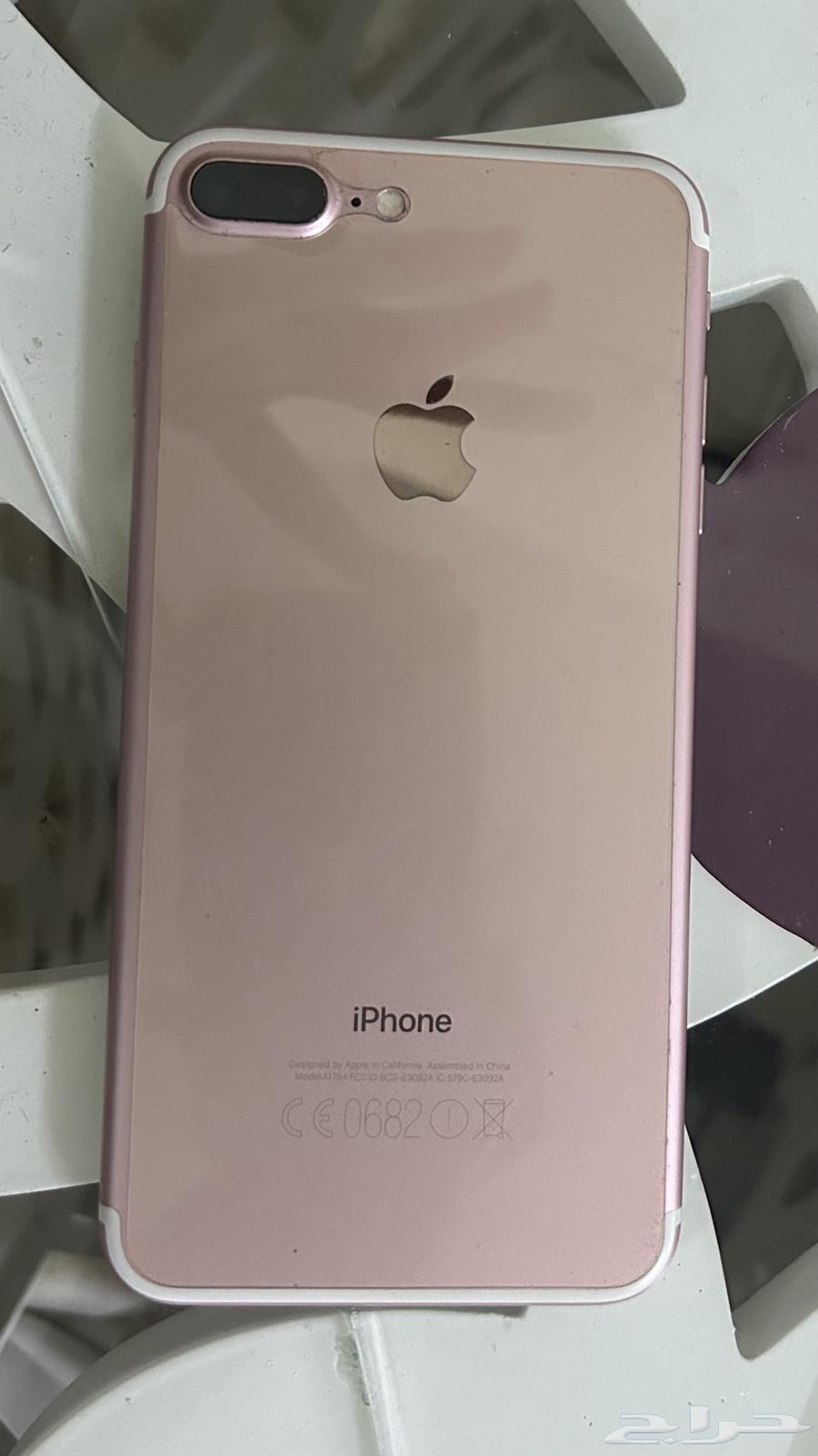 Clean iPhone 7 Plus64404277939713114