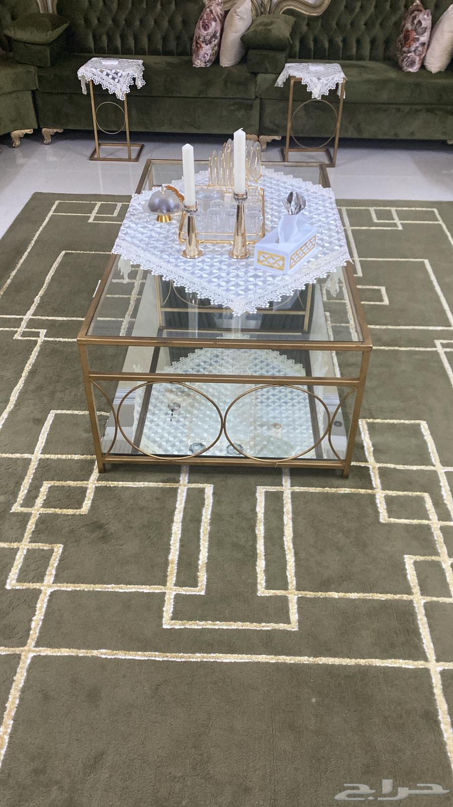 Table 150 by 80 and 8 service tables and entrance64403553192835111