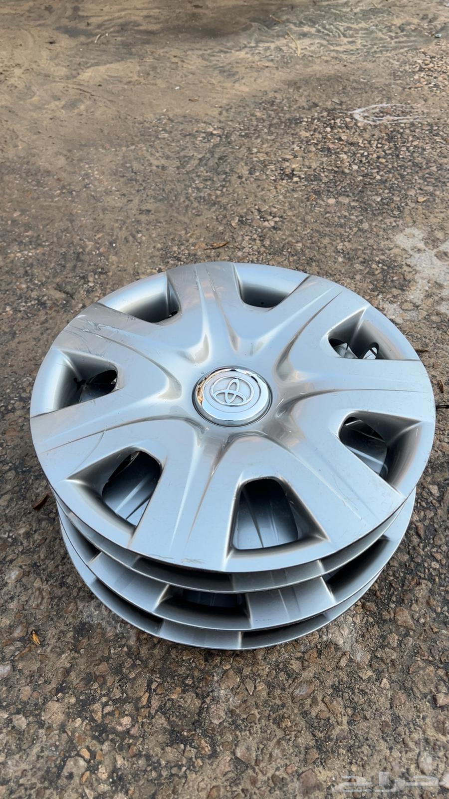 طيس كورولا اصلي موديل200764553694339843110