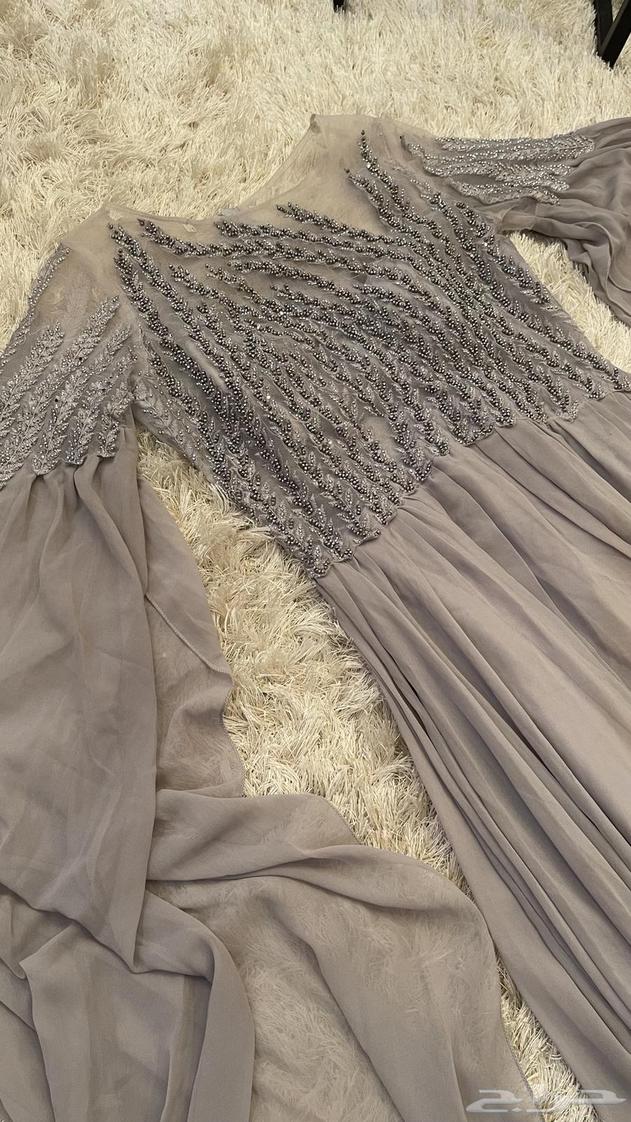 Luxurious dress63619569763970111