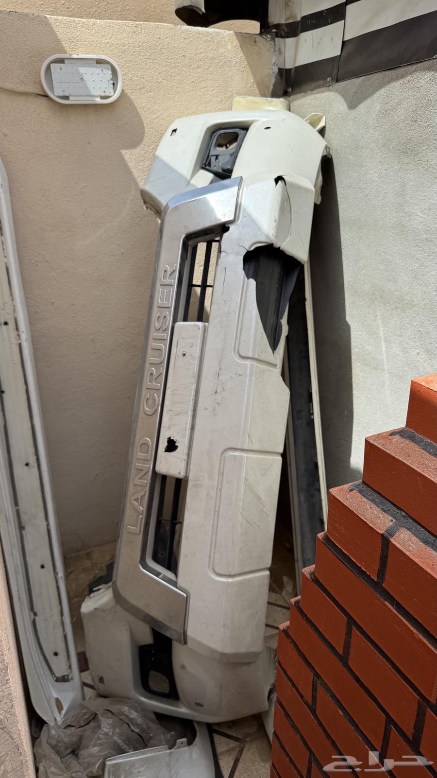 2003 Salon Wing and 2016 Suv Salon with Pedals63618260190211112