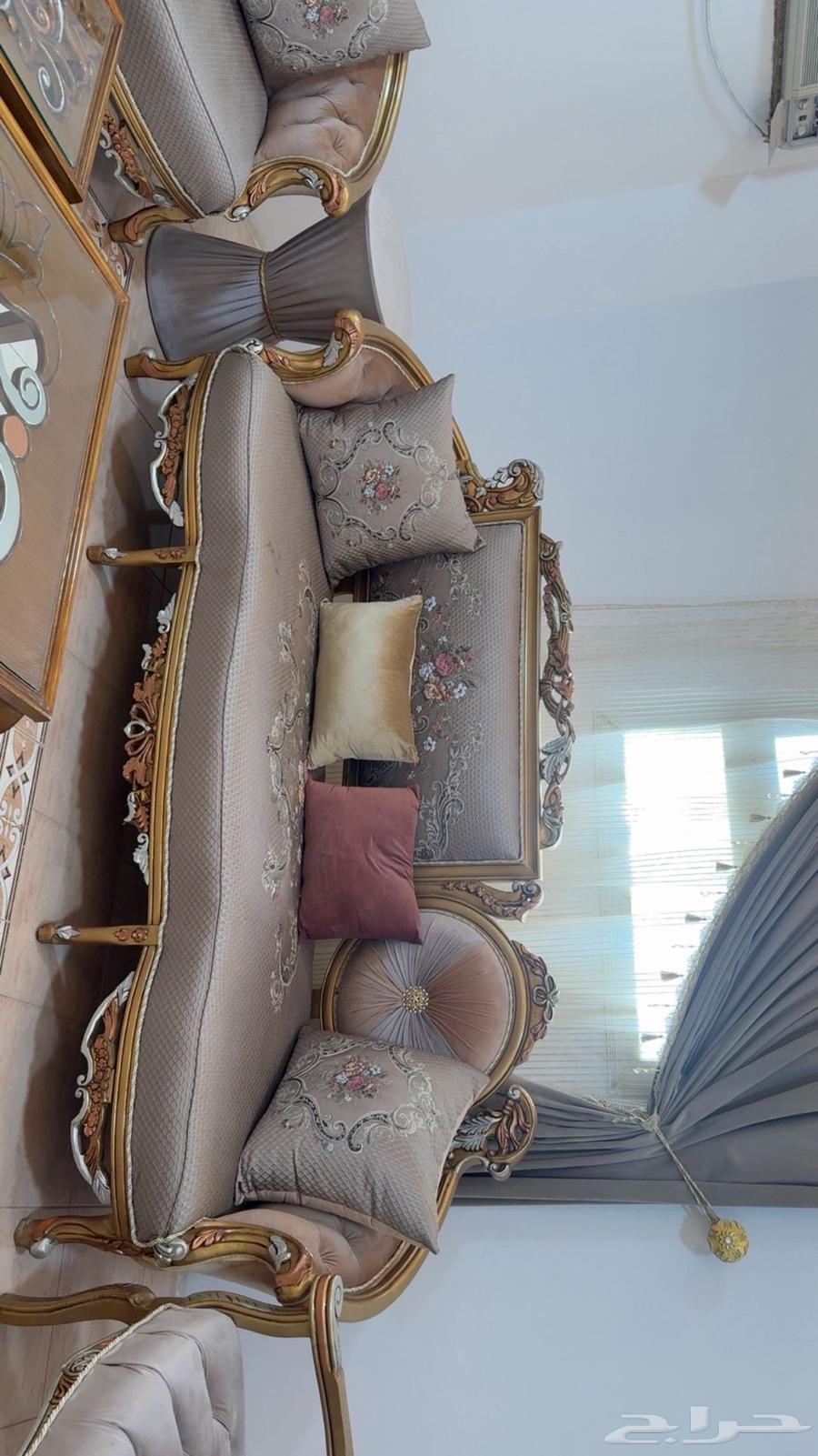 كنب للبيع شبه جديد64402092343683112