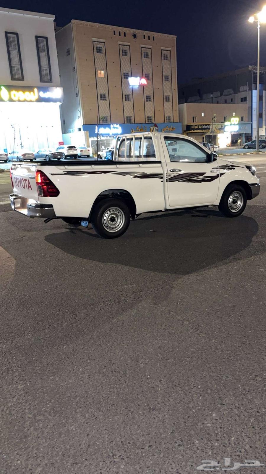 هايلوكس 2163618259458178113