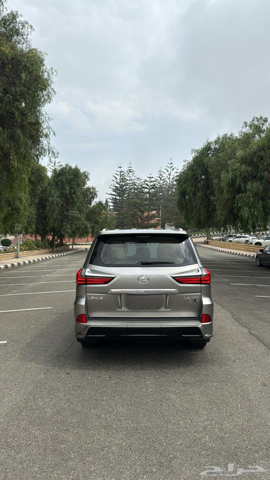 لكزس LX57063618252085506114