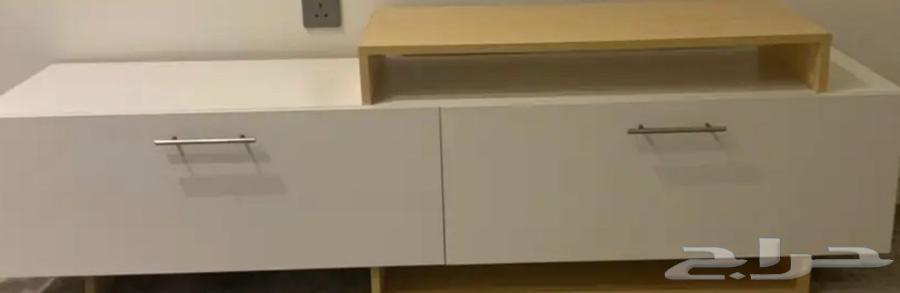 طاوله بدرجين وشاشه 35 بوصه64401980677763111