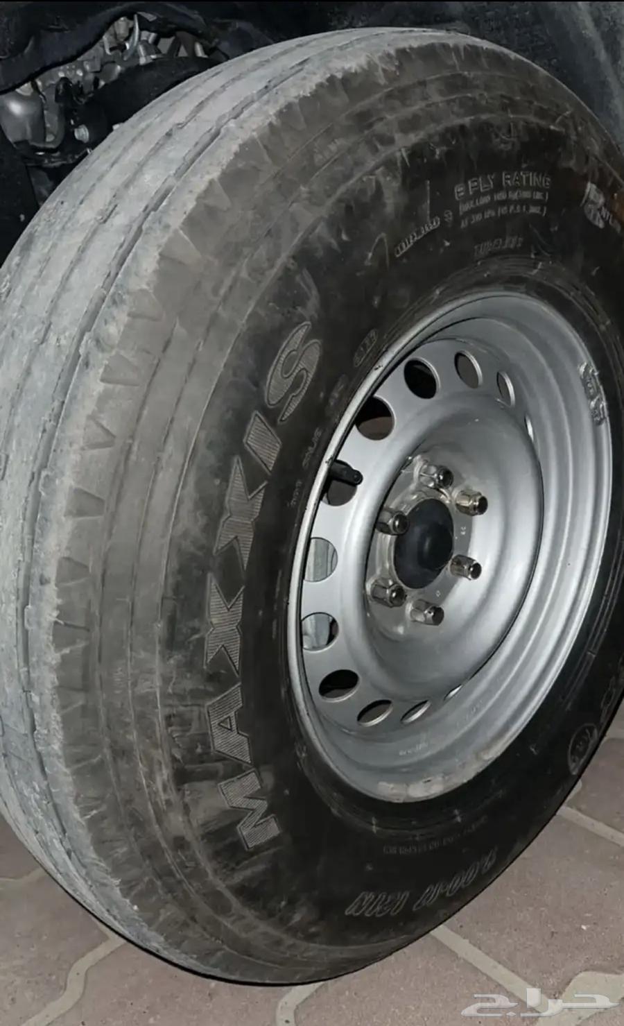 جنوط هلل مع بوالين جديد بيعة سريعة 1300 ريال64555644743171110