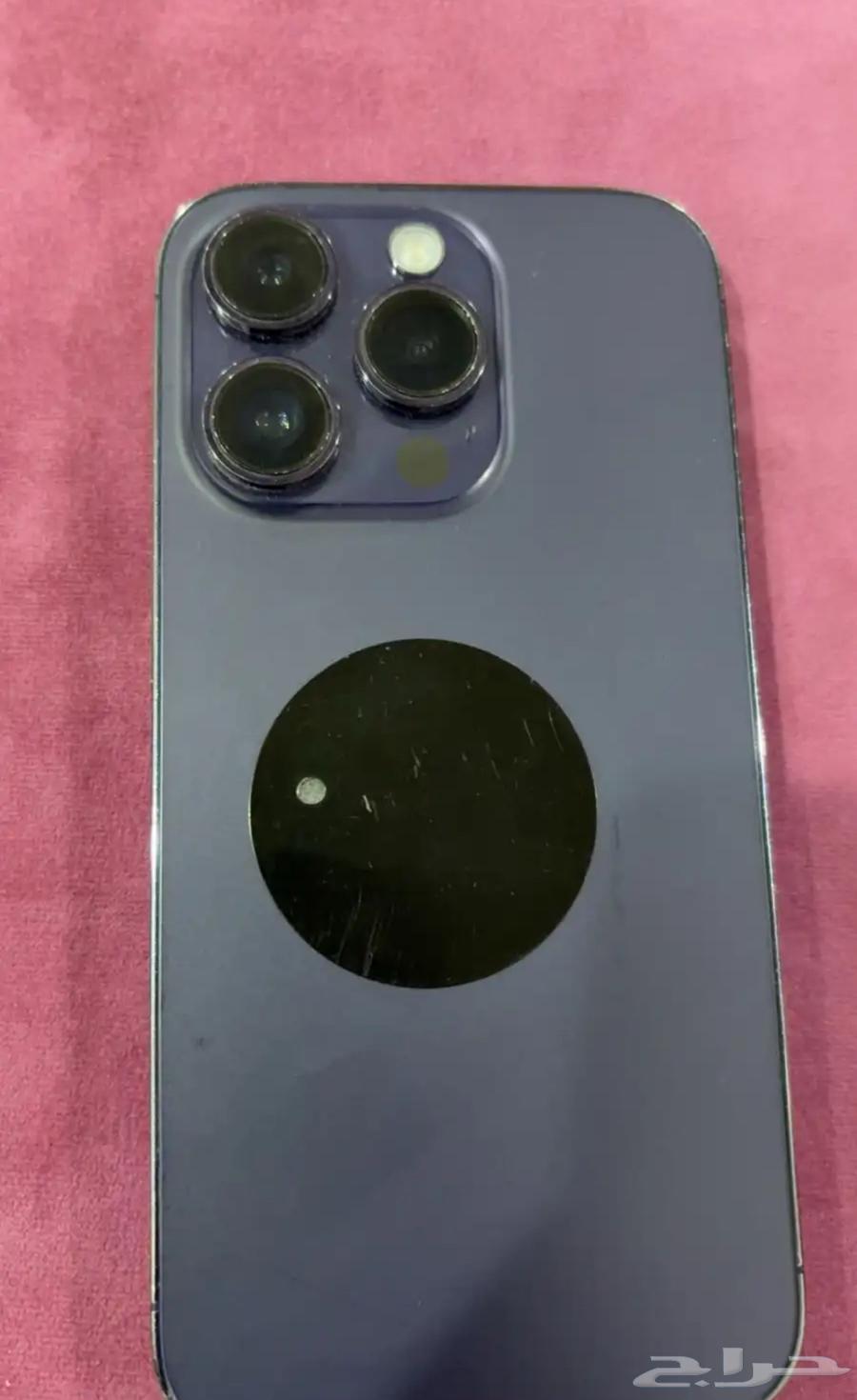 ايفون 14 برو فقط خط في الشاشه لاتؤثر على اللمس64402394952451113