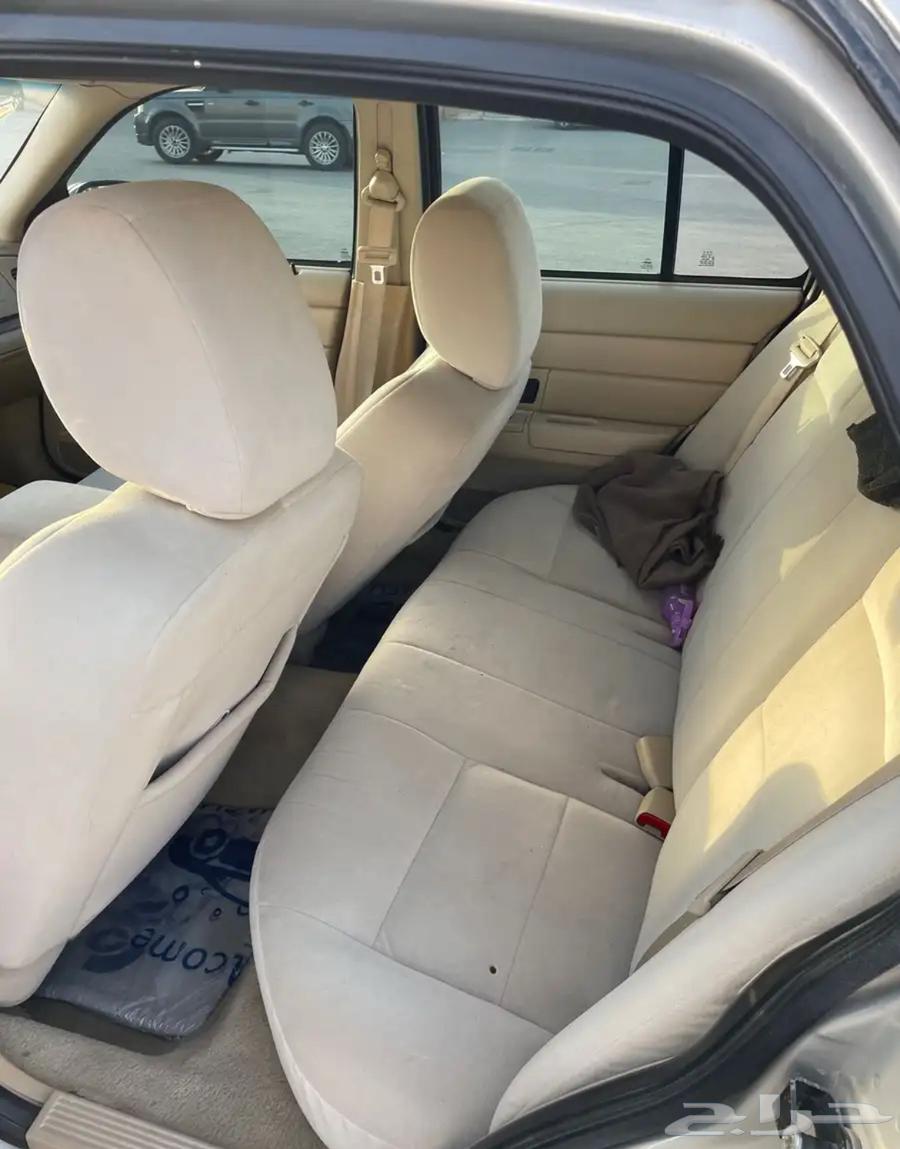Ford Crown Victoria 2012 Clean63618250649091111
