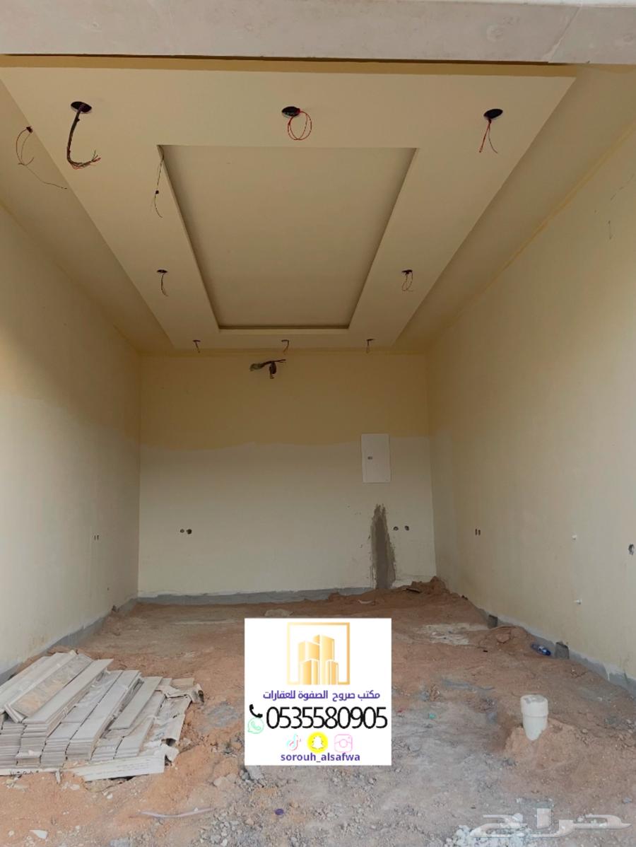 Commercial shops opposite Al-Jabal Park for rent64141430594050113