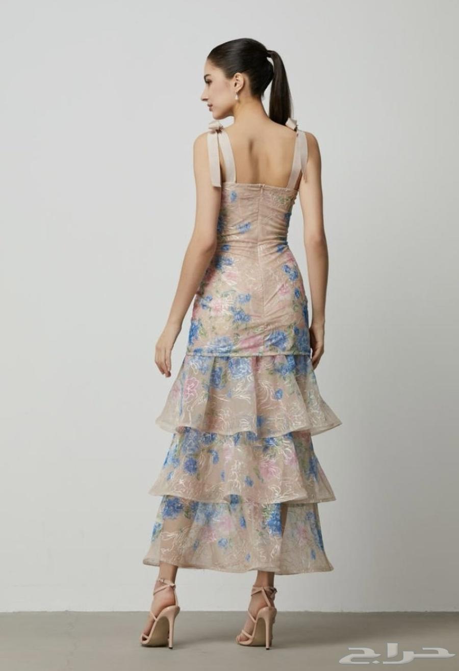 فستان جديد لم يستخدم - لارج للبيع ب 211 كان (ب369ريال )64402378066817111