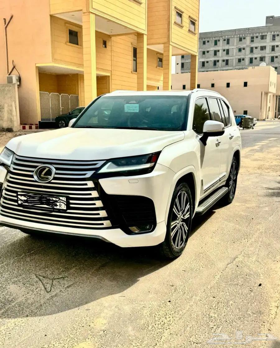 Lexus 2025 first owner full BB protection low mileage64559210311169112