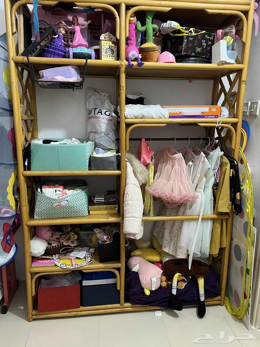 دولاب خشب ب 100 ريال اخره64401980722691110