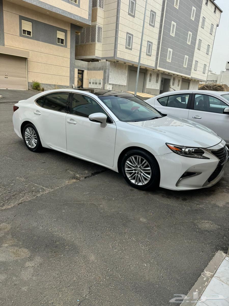 Lexus ES 201663618248580611112