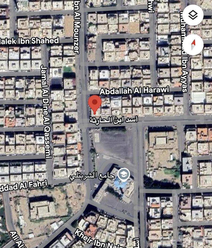Commercial and residential building on two streets in Al-Rabwah district63614100331521112