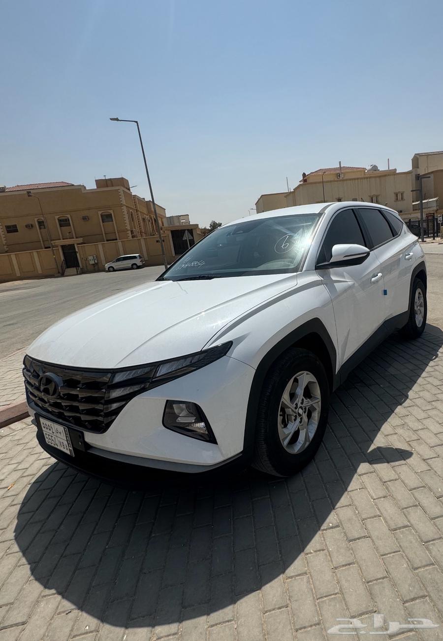 توسان وارد كوريا 2022 بطاقة جمركية شبه جديد عداد 17 الف فقط63618265807619111