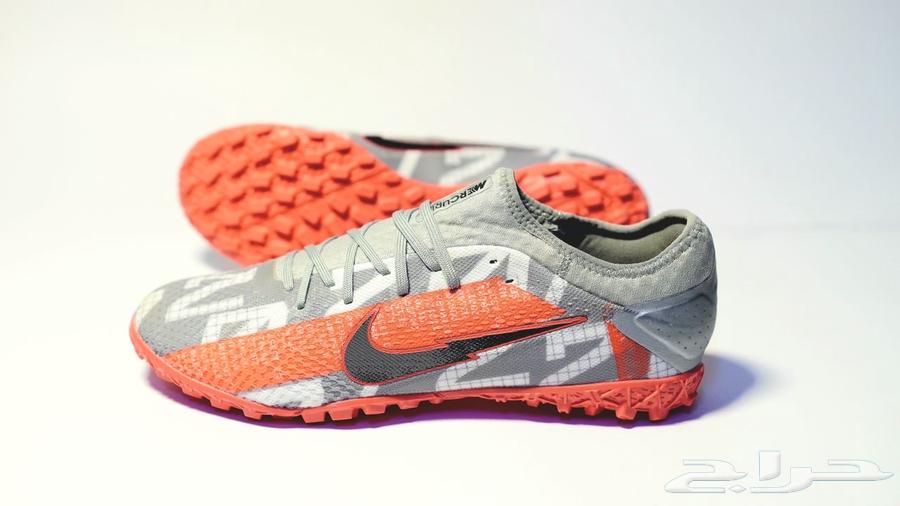 Nike boot size 4064404388783234110