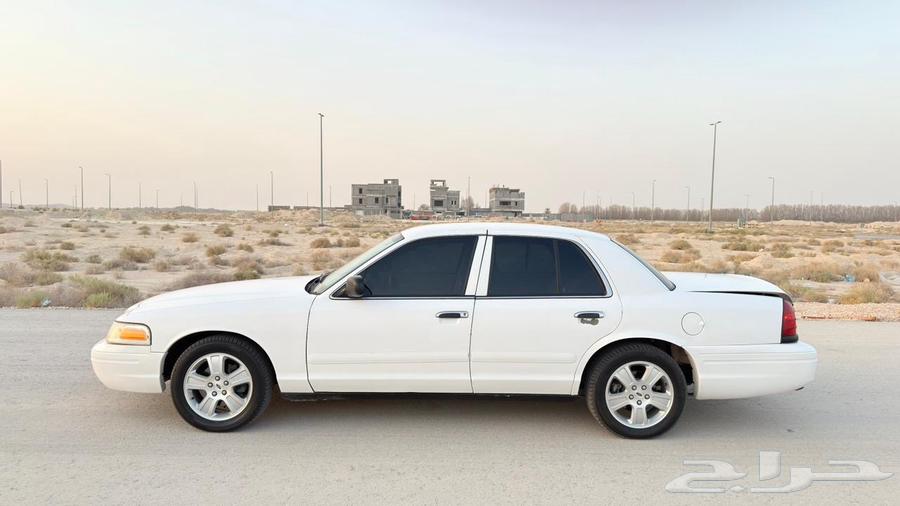 فورد كروان فكتوريا بوليسي64558808604035111