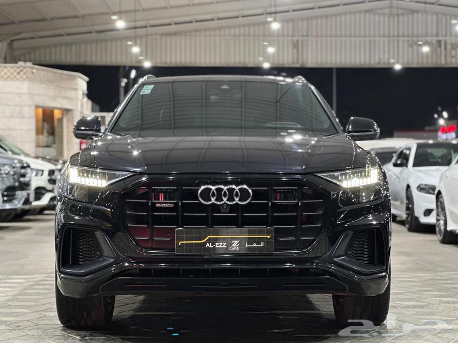 Audi Q8 S line Model 202063618155334787111