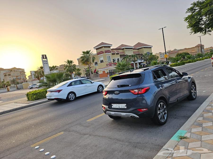 كيا ستونيك ديزل 2018 فل كامل فتحه سقف64559561803393110