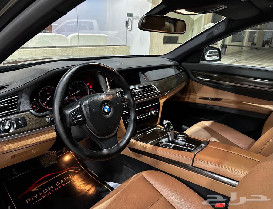 بي ام دبليو 2015 730Li (بحالة ممتازة)64555221892867114