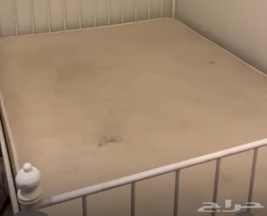 فراش سليب نظيف مقاس متر وعشرين تقريبا64404361418497110