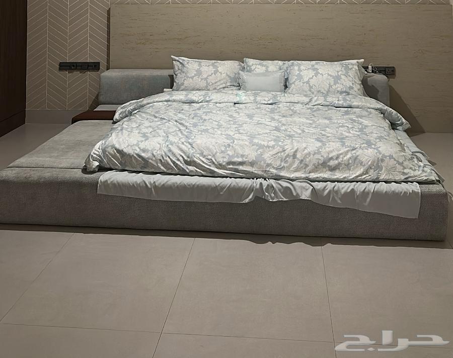 سرير تفصيل فاخر للبيع64404652837505114