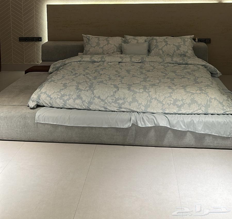 سرير تفصيل فاخر للبيع64404652837505112