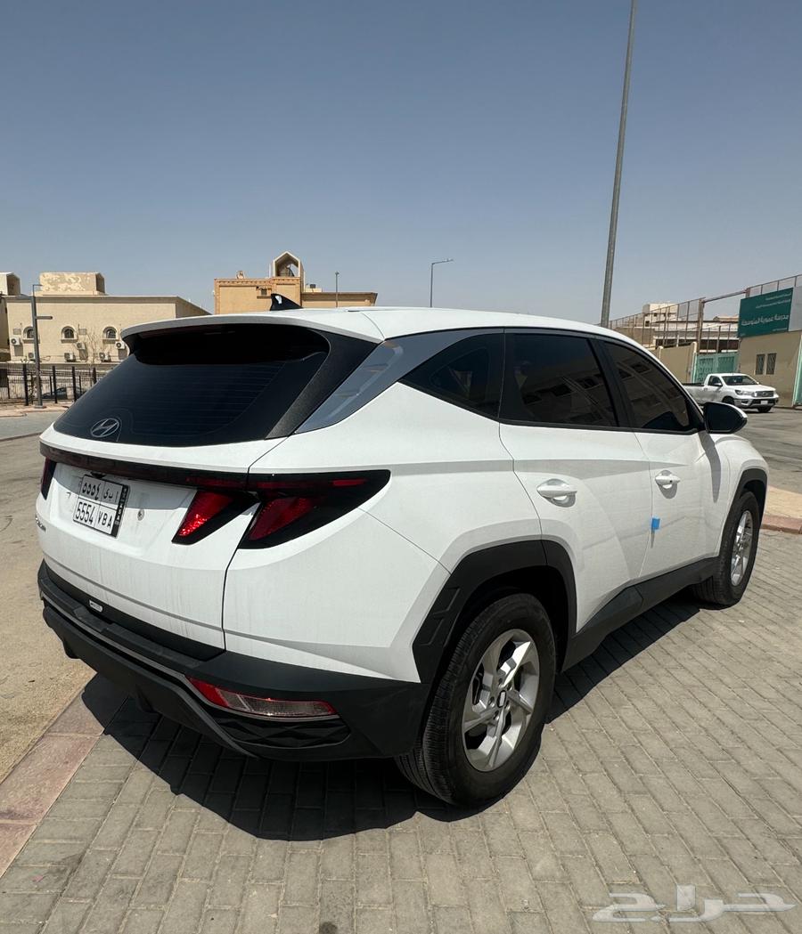 توسان وارد كوريا 2022 بطاقة جمركية شبه جديد عداد 17 الف فقط63618265807619112