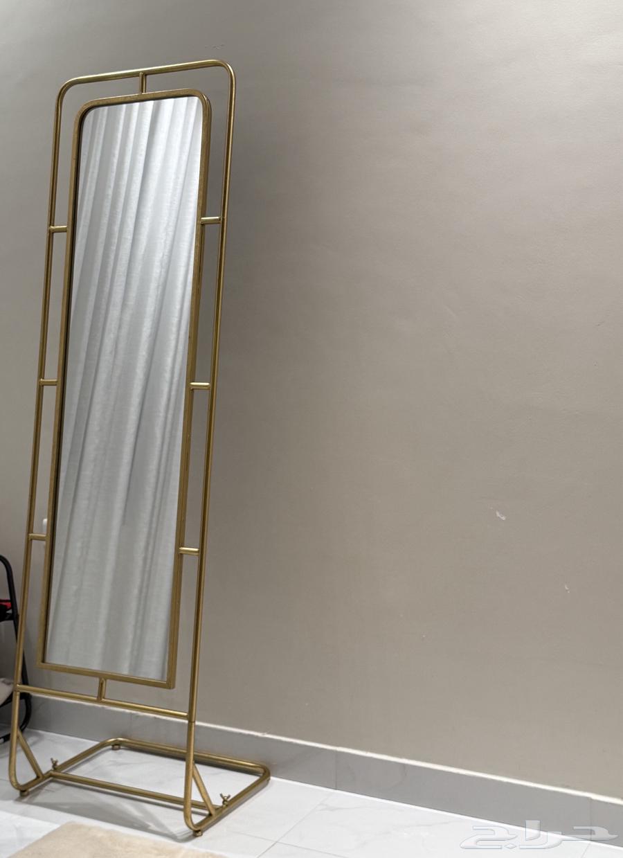 Mirror64404292224642110