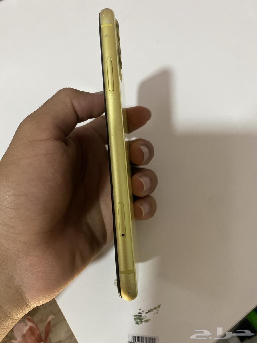 iPhone 11 Yellow Color Phone New and New Screens After Use64404542178819112