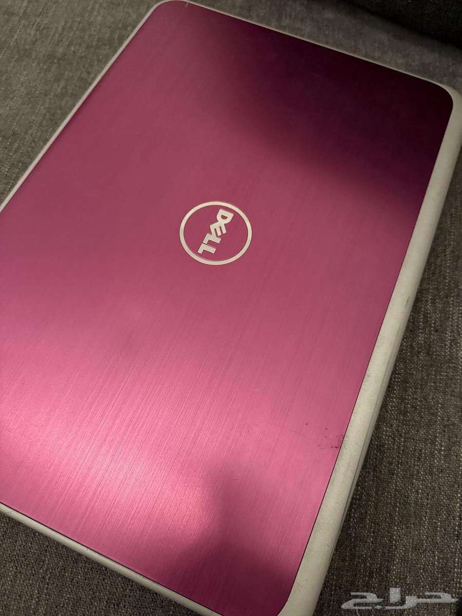 لابتوب يعتبر نظيف فيه كسر في مدخل الاشرطه بس64403916584449110