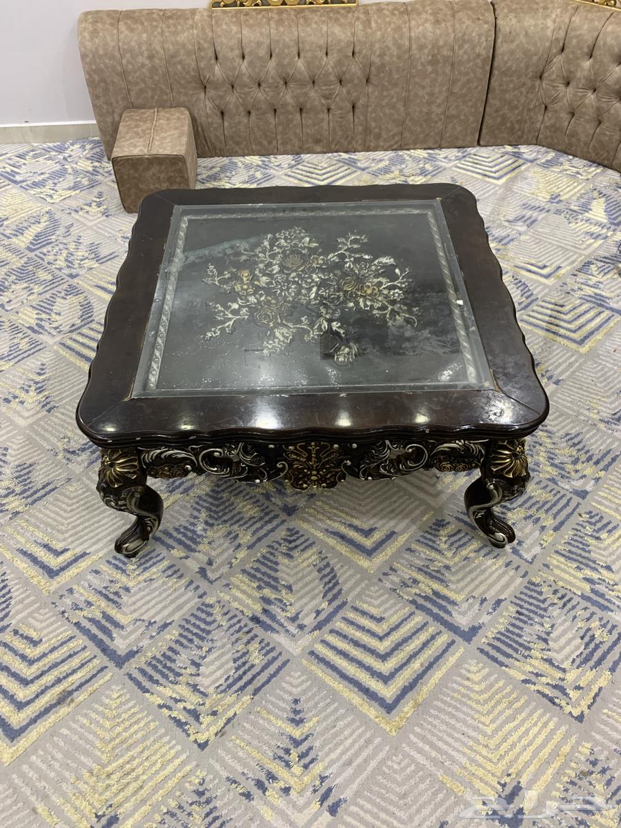 طاولة شبه الجديد للبيع64404903565954111