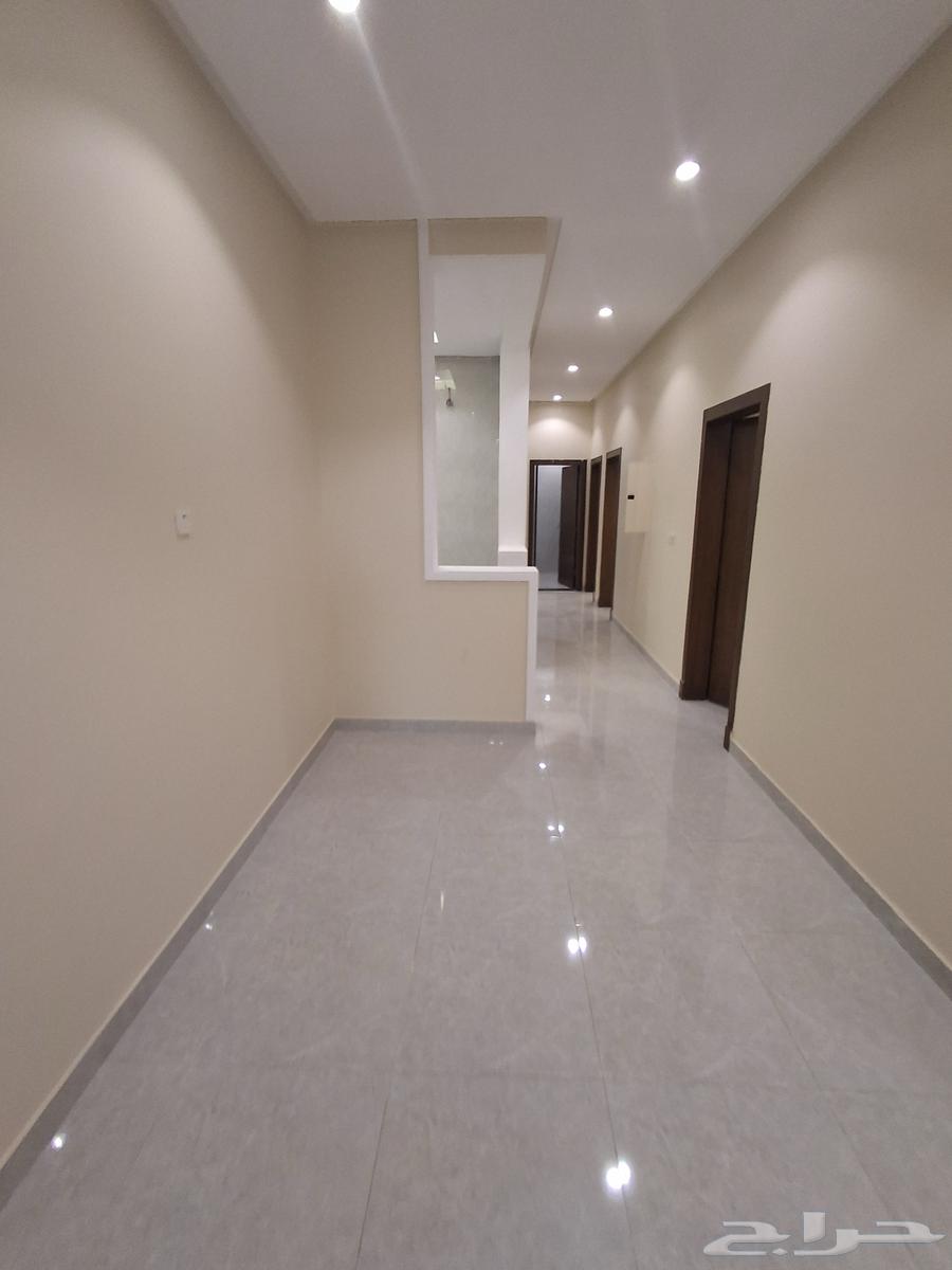 Annual rental rooftop villa in Al Muraykh63614100692097112
