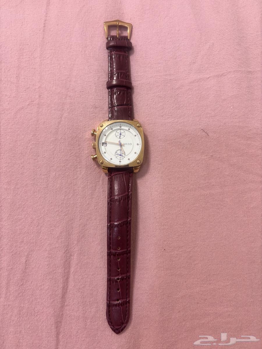 ساعات نسائية استعمال نظيف وتحتاج لبطارية سعر الحبة ب2564404861435521112