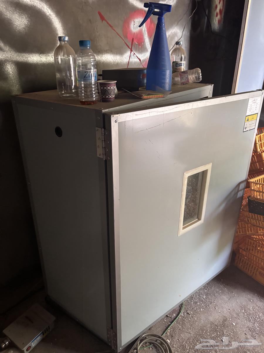 500-Egg Incubator with Roller System64403084883075112