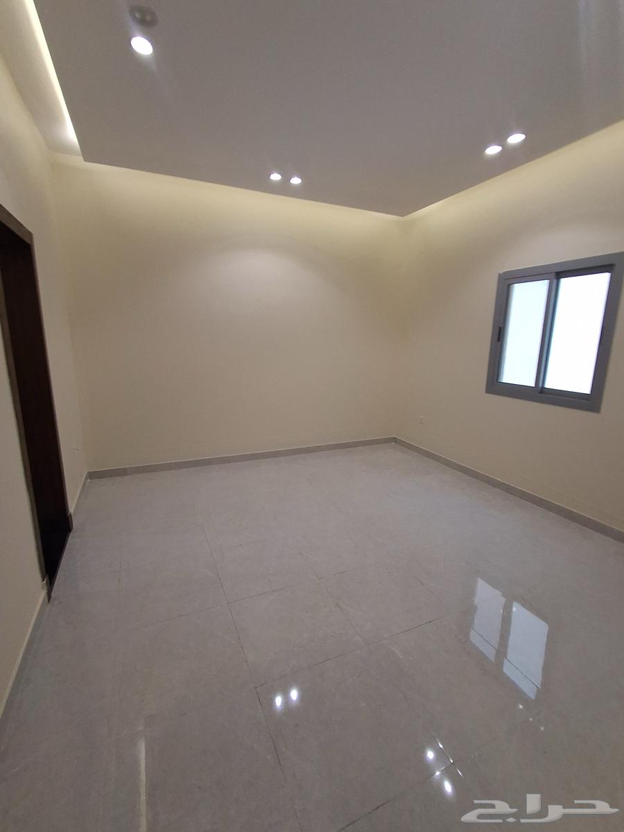 Annual rental rooftop villa in Al Muraykh63614100692097114