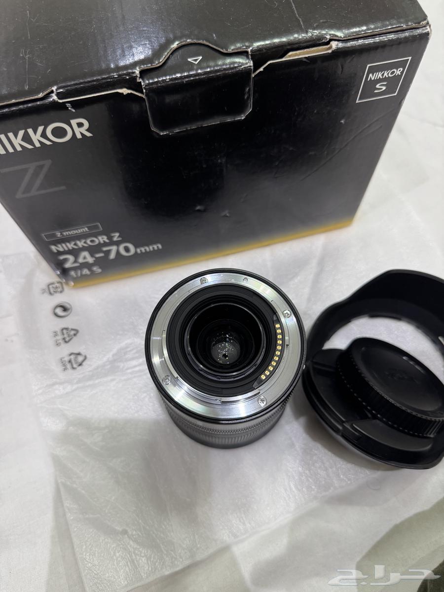 Nikon Z 24-70mm f 4 S63619369866498112