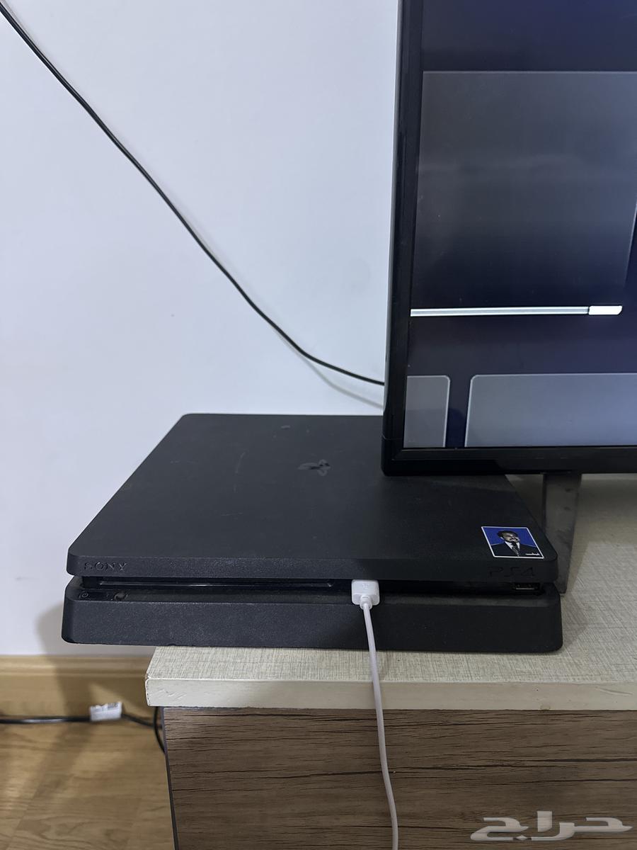 سوني 4 نظيف واستعمال قليل جدا64402244520835113