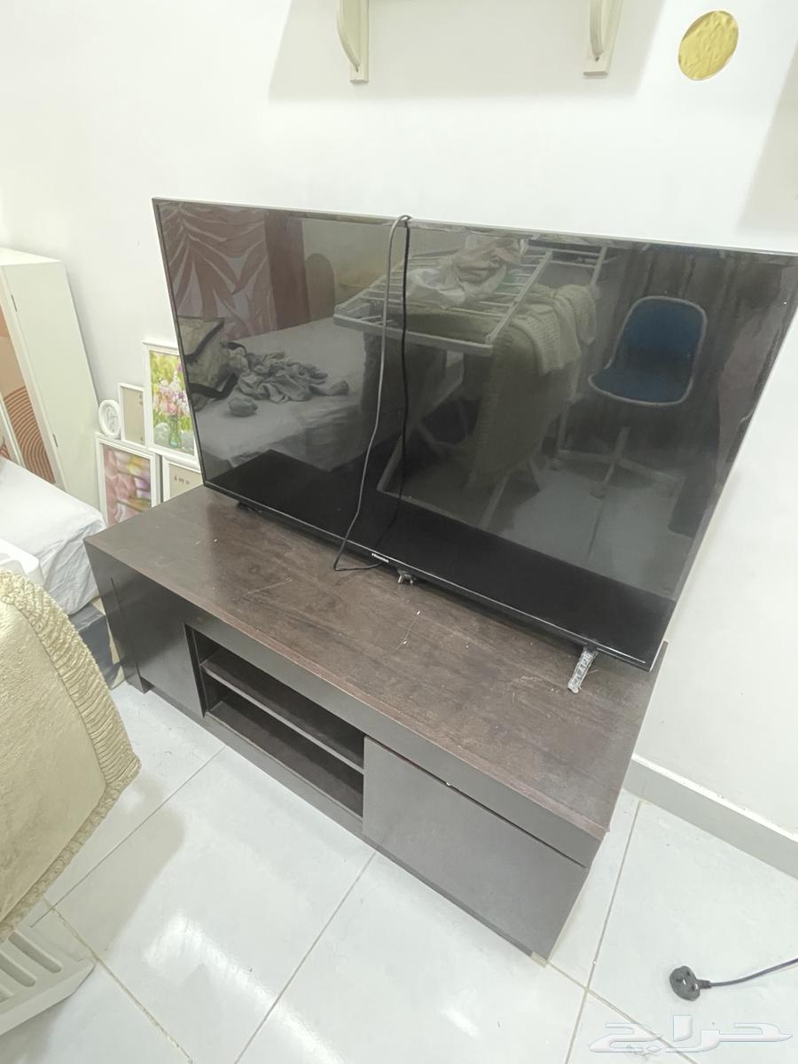 شاشة و دولاب الشاشة للبيع64404833970433110