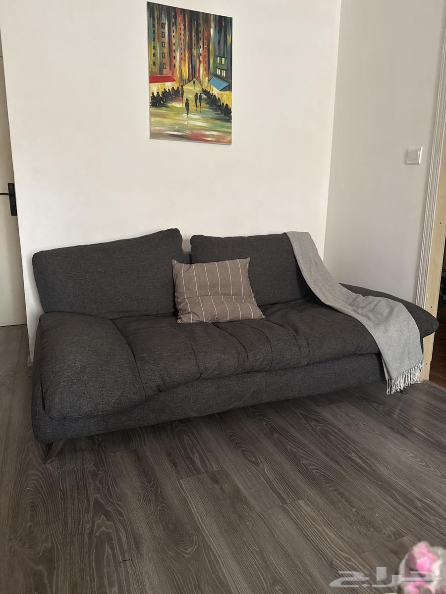 كنبة بحالة جيدة جدا64402472705667110