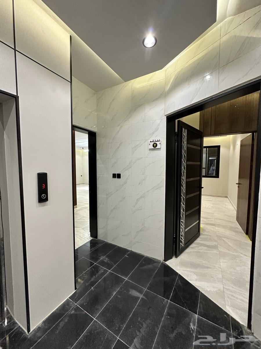 Luxury apartments for sale with elevator and private rooftop access in Al-Badi'ah neighborhood63614102061571113