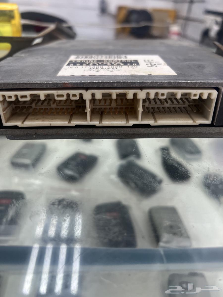 I'm offering you a working Toyota Camry 99 computer, in good condition, for sale at a high price63619555927298111