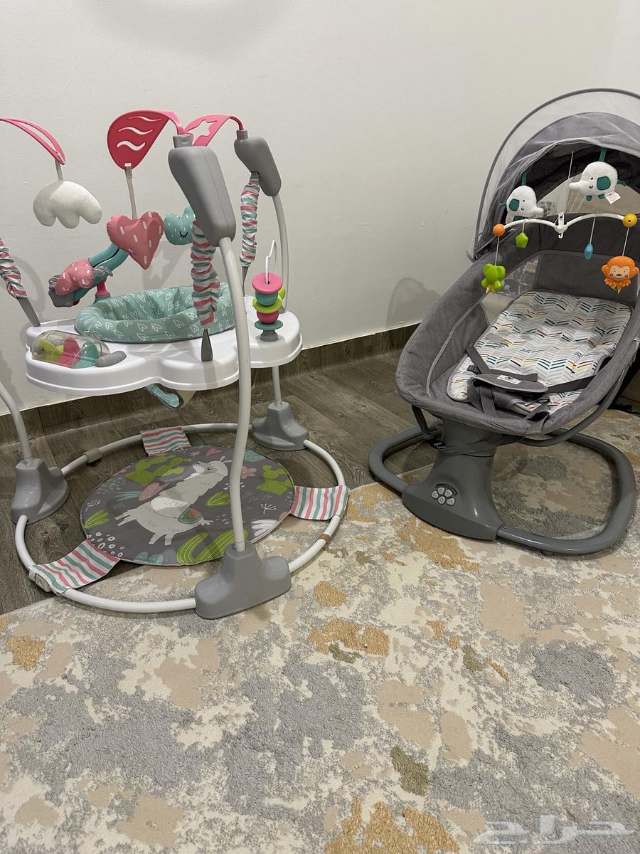 سرير متحرك ونقازيه اطفال مع ملحقاتها64403823030018110