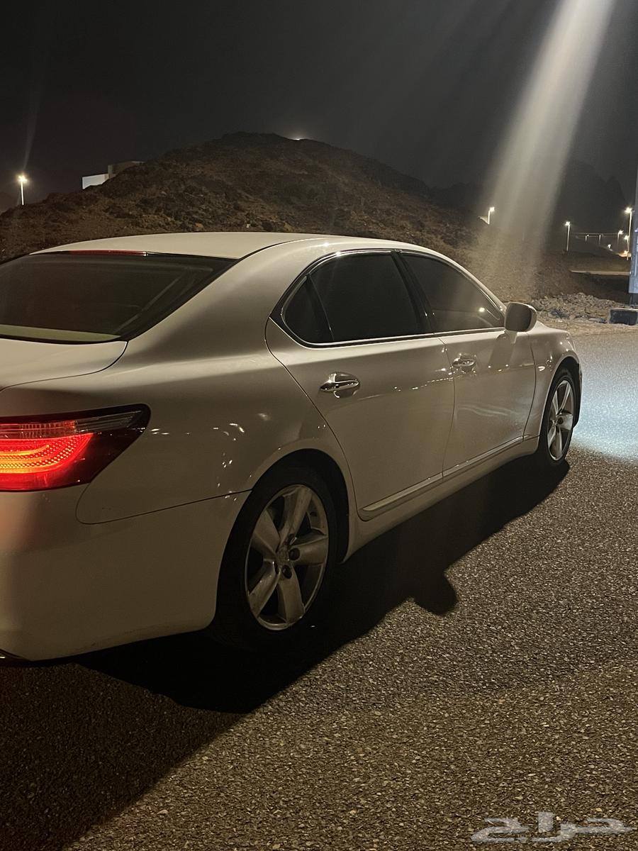 Lexus 200863618263510530111