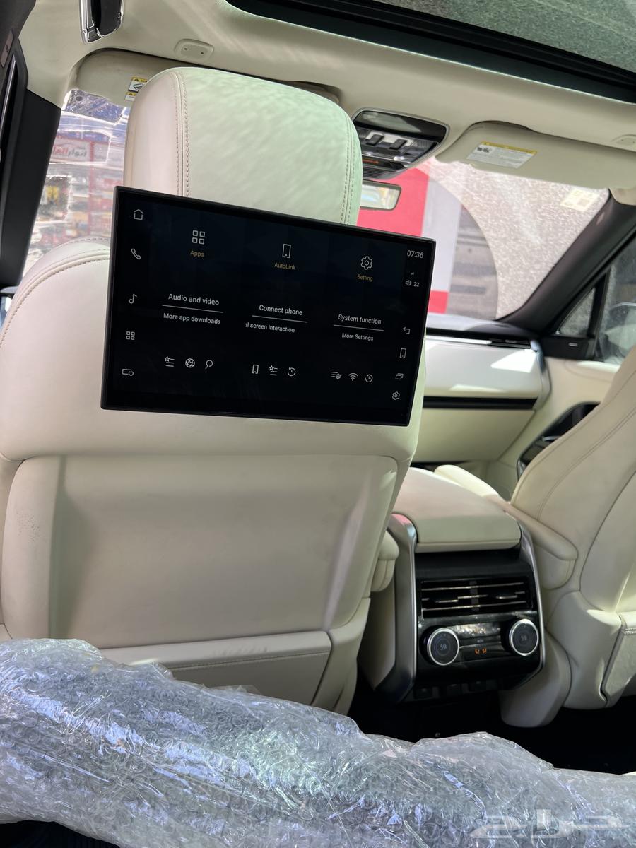 شاشات خلفيه رنج روفر مديل 2024   تركب زي الوكاله63618167704834111