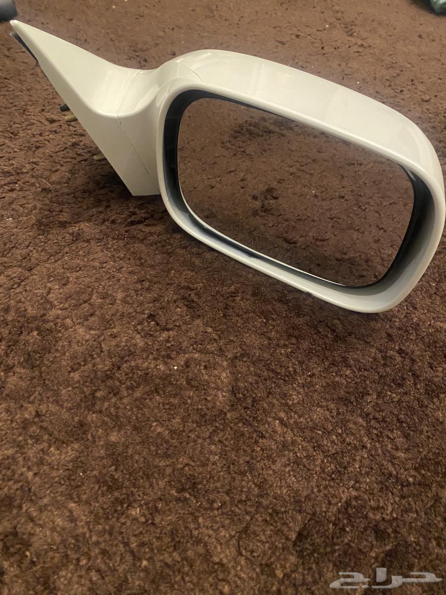 New Genuine Front Fog Light and New Original Saudi Right Side Mirror63618160337538112